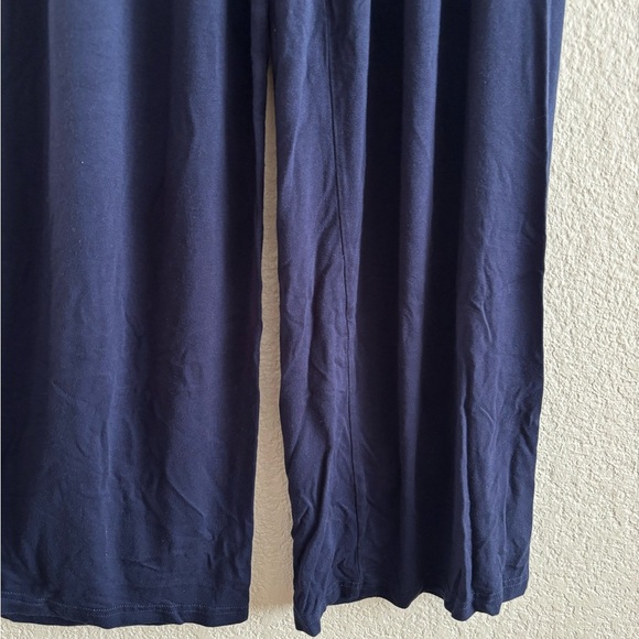 Chic Blue Wide Leg Pants with Flowing Silhouette - Picture 3 of 10